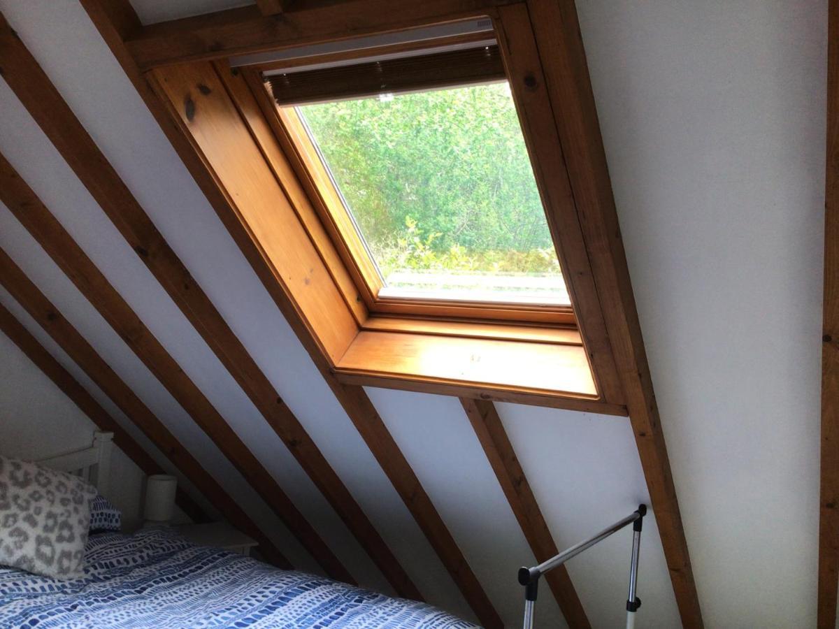 Cozy Camborne Studio Retreat With Two Single Beds ภายนอก รูปภาพ